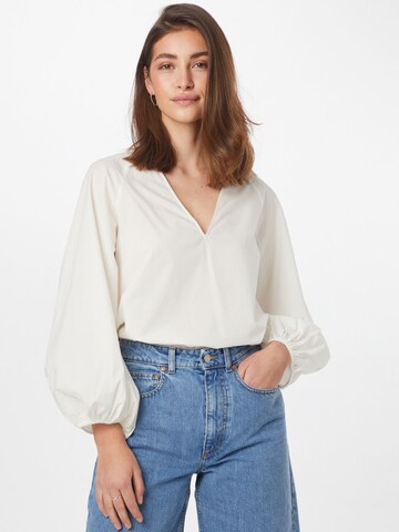 Essentiel Antwerp Shirt 'Zelon' in White: front