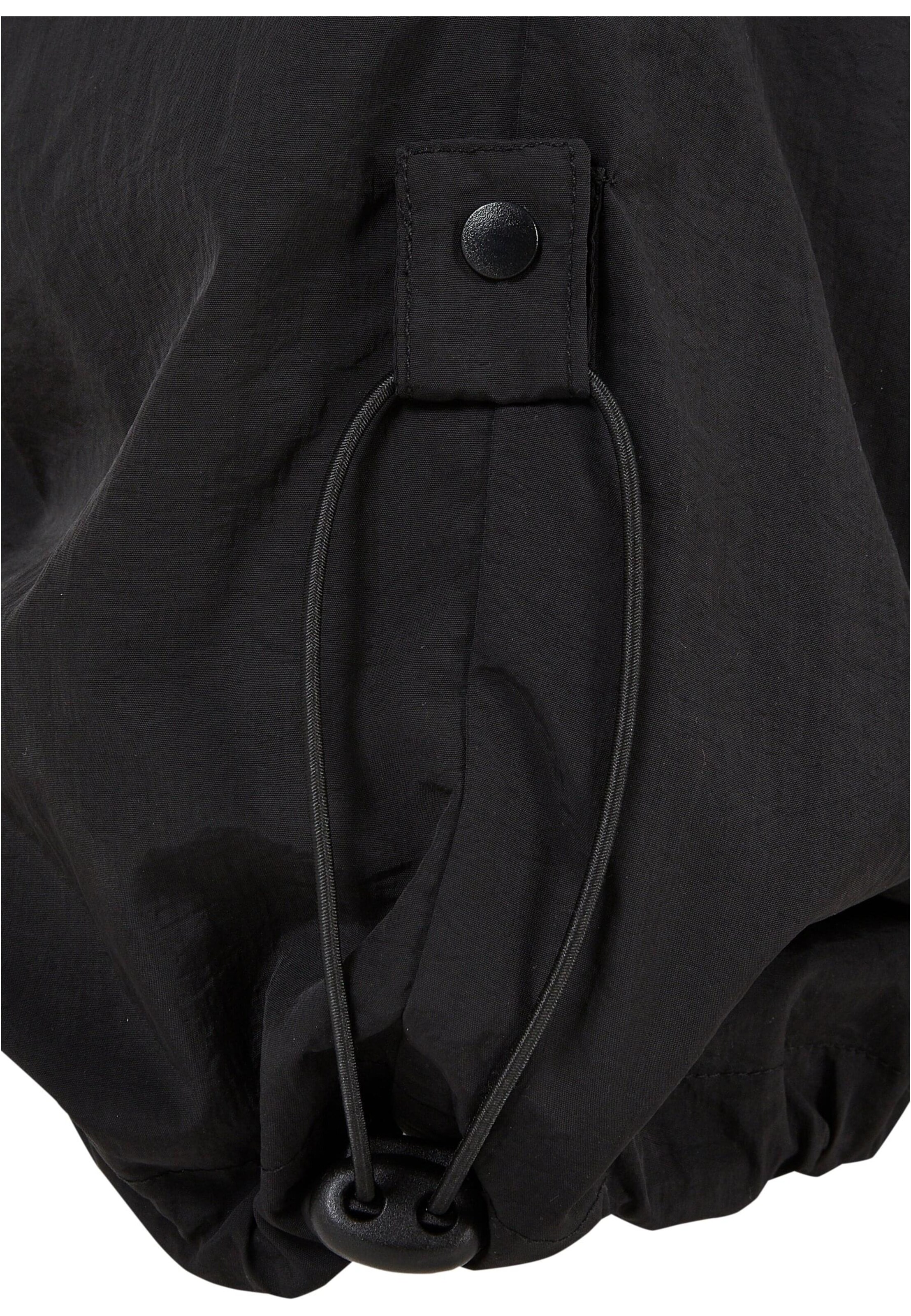 Effilé Pantalon Urban Classics en noir