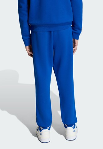 Effilé Pantalon de sport ADIDAS ORIGINALS en bleu