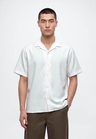 balta JACK & JONES Standartinis modelis Marškiniai 'JCOFUSION': priekis