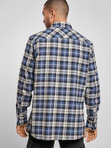 Urban Classics - Ajuste regular Camisa 'Roots' en azul