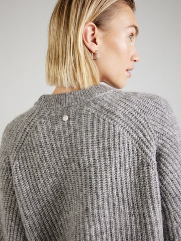 Pull-over 'ZINDI' NÜMPH en gris