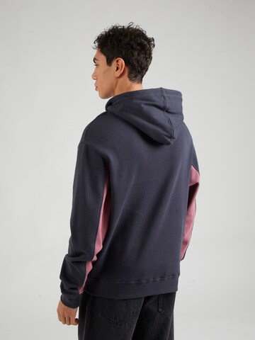 Iriedaily Sweatshirt 'Faving' in Blauw