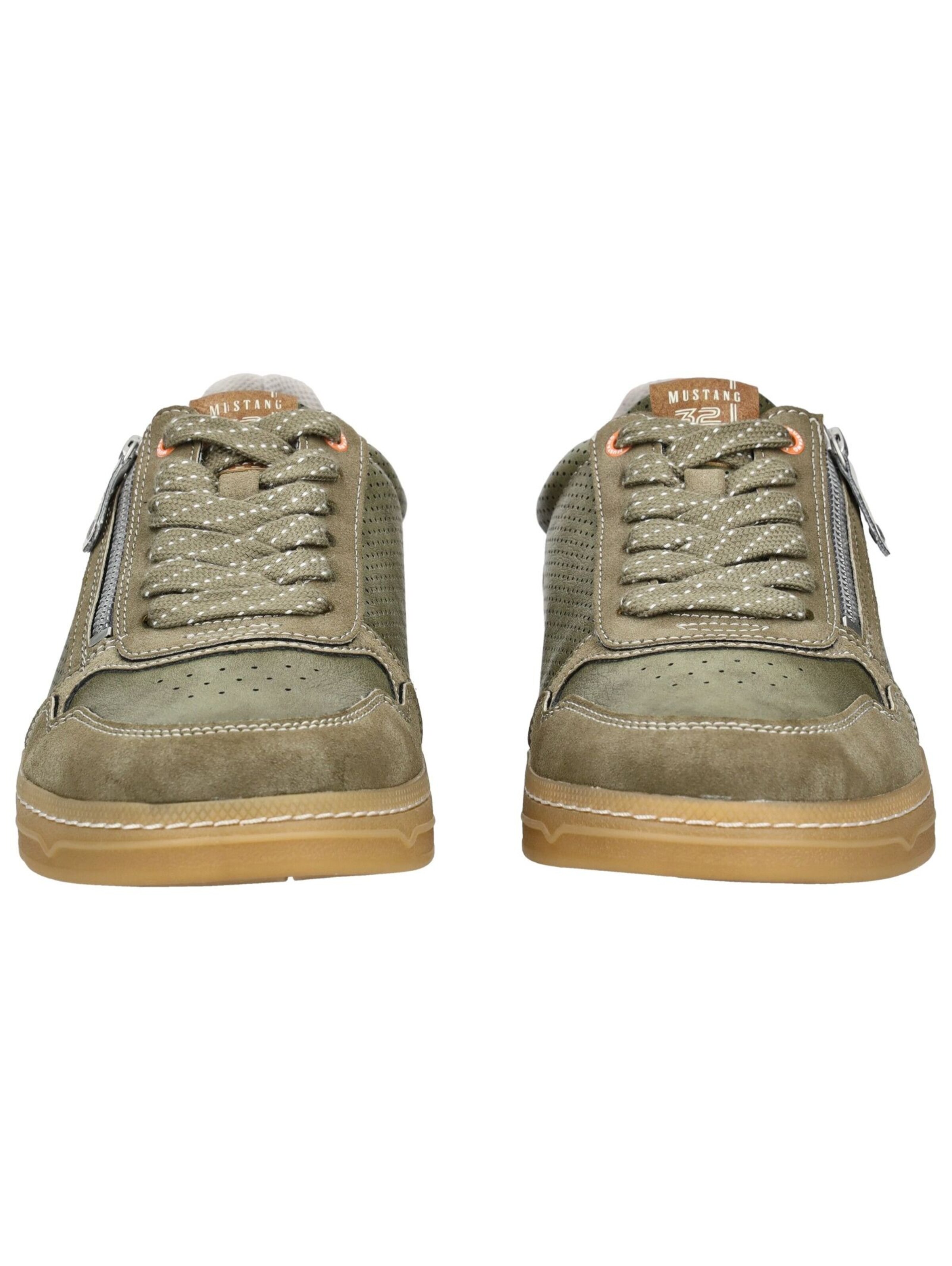 Baskets basses MUSTANG en vert