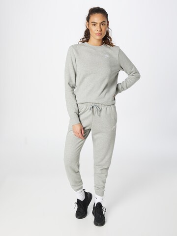 Nike Sportswear Sweatshirt in Grau