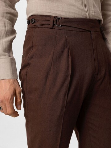 Antioch Loose fit Trousers with creases 'Mauro' in Brown