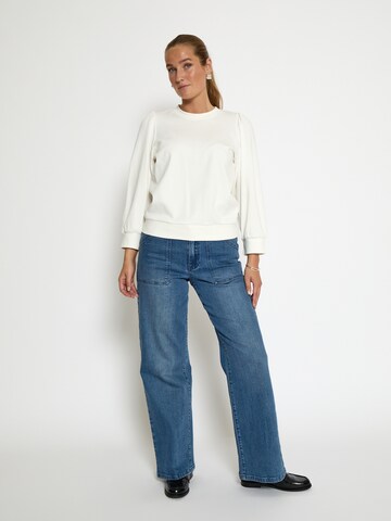 Sweat-shirt 'Fiola' Peppercorn en blanc