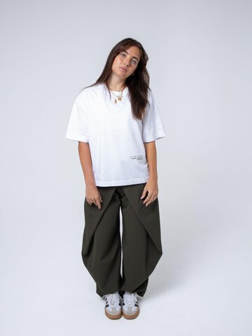 BAYSIDE BOUND Oversized shirt in Wit