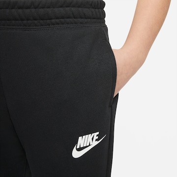 Nike Sportswear Zwężany krój Spodnie w kolorze czarny