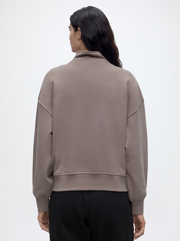 Calvin Klein Sweatshirt in Grey