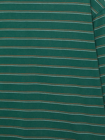 Pull&Bear Shirt in Grün