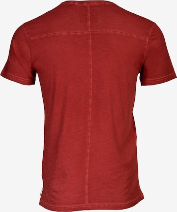 TREVOR'S T-Shirt in Rot