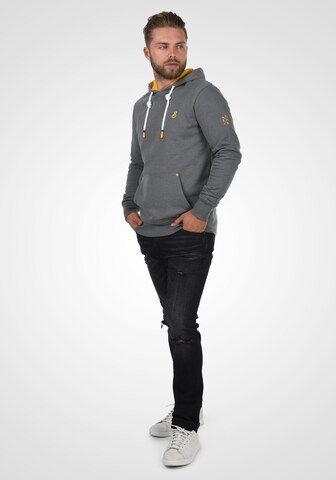 !Solid Sweatshirt 'Kenan' in Grau