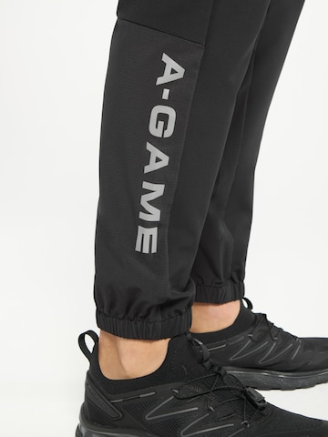 Regular Pantaloni sport de la A-Game pe negru