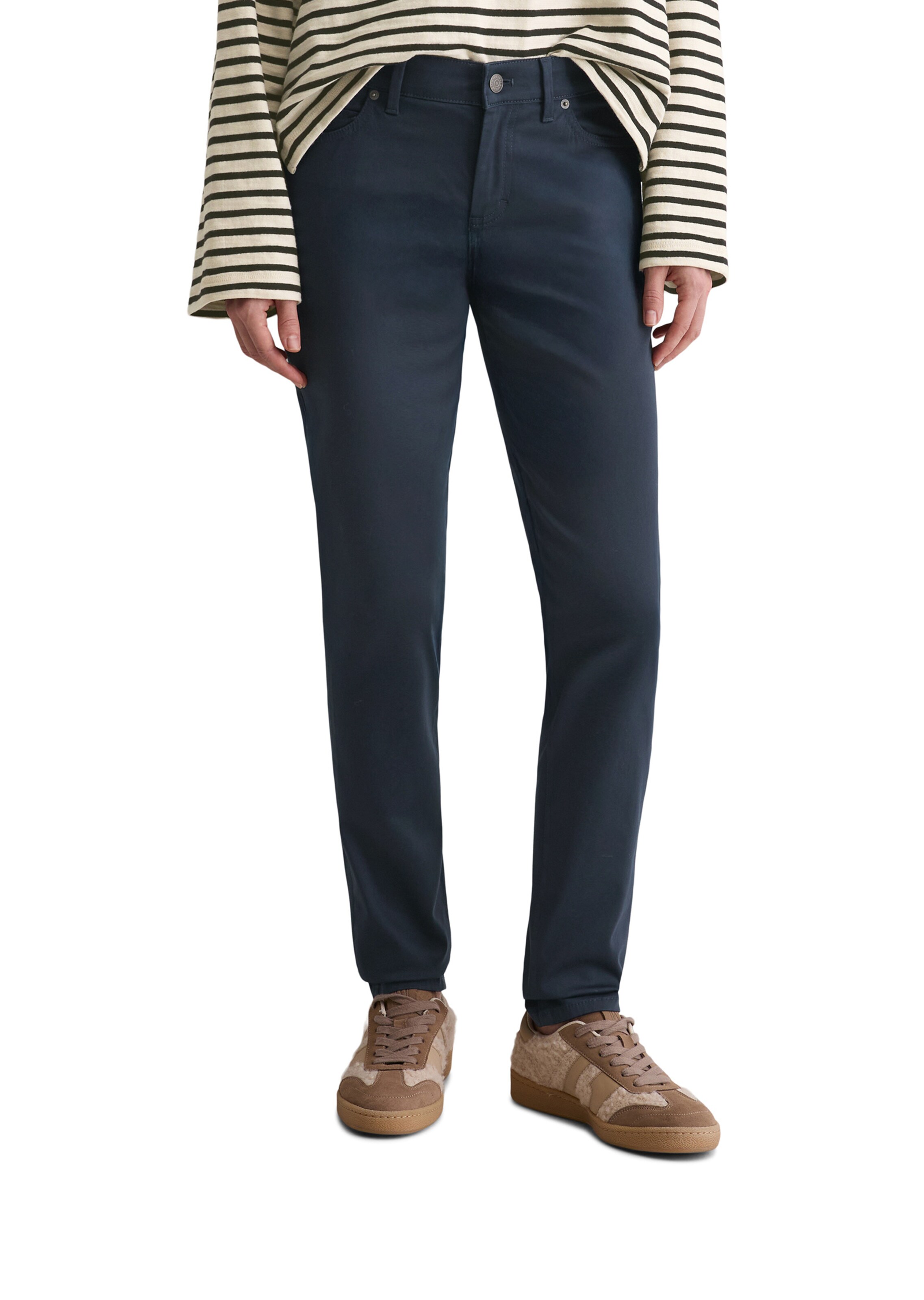 Marc O'Polo Slim fit Pleat-front trousers 'Alby' in Blue: front