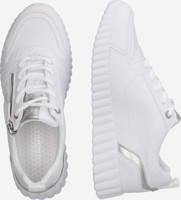 Sneaker bassa di TT. BAGATT in bianco