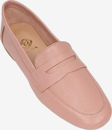 Desa Moccasins in Pink: front