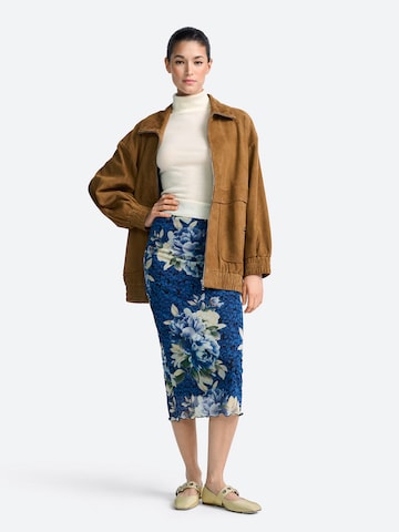 Fustă de la Rich & Royal pe albastru