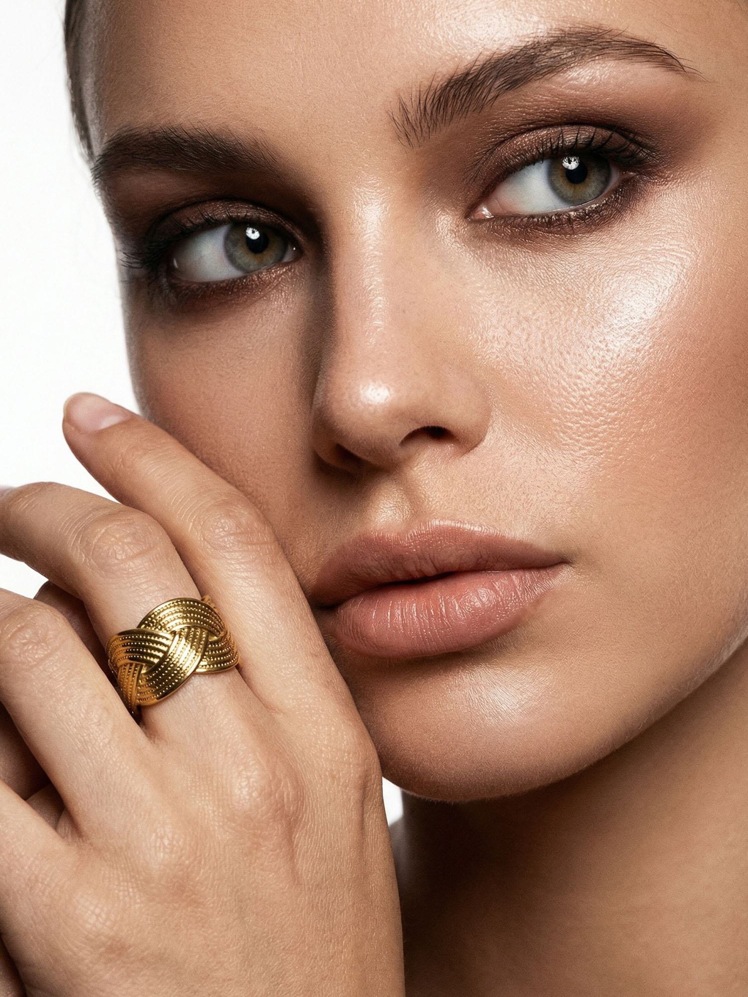 Nemomatheo Ring 'Tresse – Statement-Flechtring'‌‌‌‌‌‌‌‌ in Gold: Vorderseite