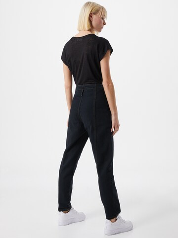 Missguided Tapered Jeans in Black