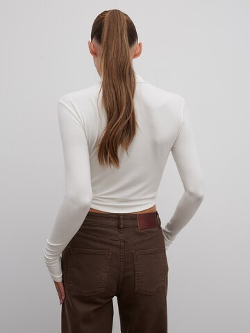 RÆRE by Lorena Rae Shirt in Wit