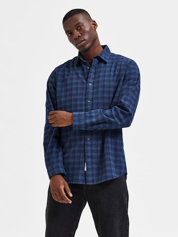 SELECTED HOMME Regular fit Button Up Shirt 'Reglee' in Blue: front