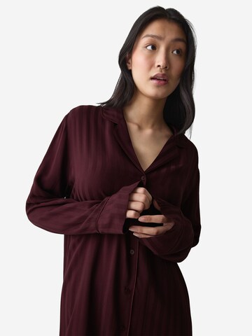 Chemise de nuit ' Red Label Amourette Jacquard ' TRIUMPH en rouge