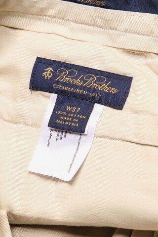 Brooks Brothers Shorts in 36-38 in Beige