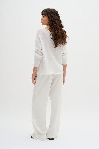 My Essential Wardrobe Sweater in White