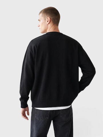 TRAPP Knit Cardigan in Black