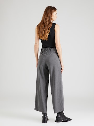 JDY Wide leg Pleat-Front Pants 'Geggo' in Grey