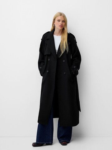 Cappotto di mezza stagione di Bershka in nero: frontale