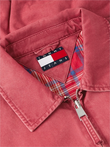 Tommy Jeans Prechodná bunda - Červená