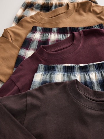 Next Schlafanzug in Braun