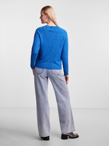 Pull-over 'Juliana' PIECES en bleu