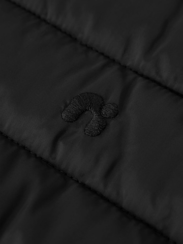 NAME IT Jacke in Schwarz