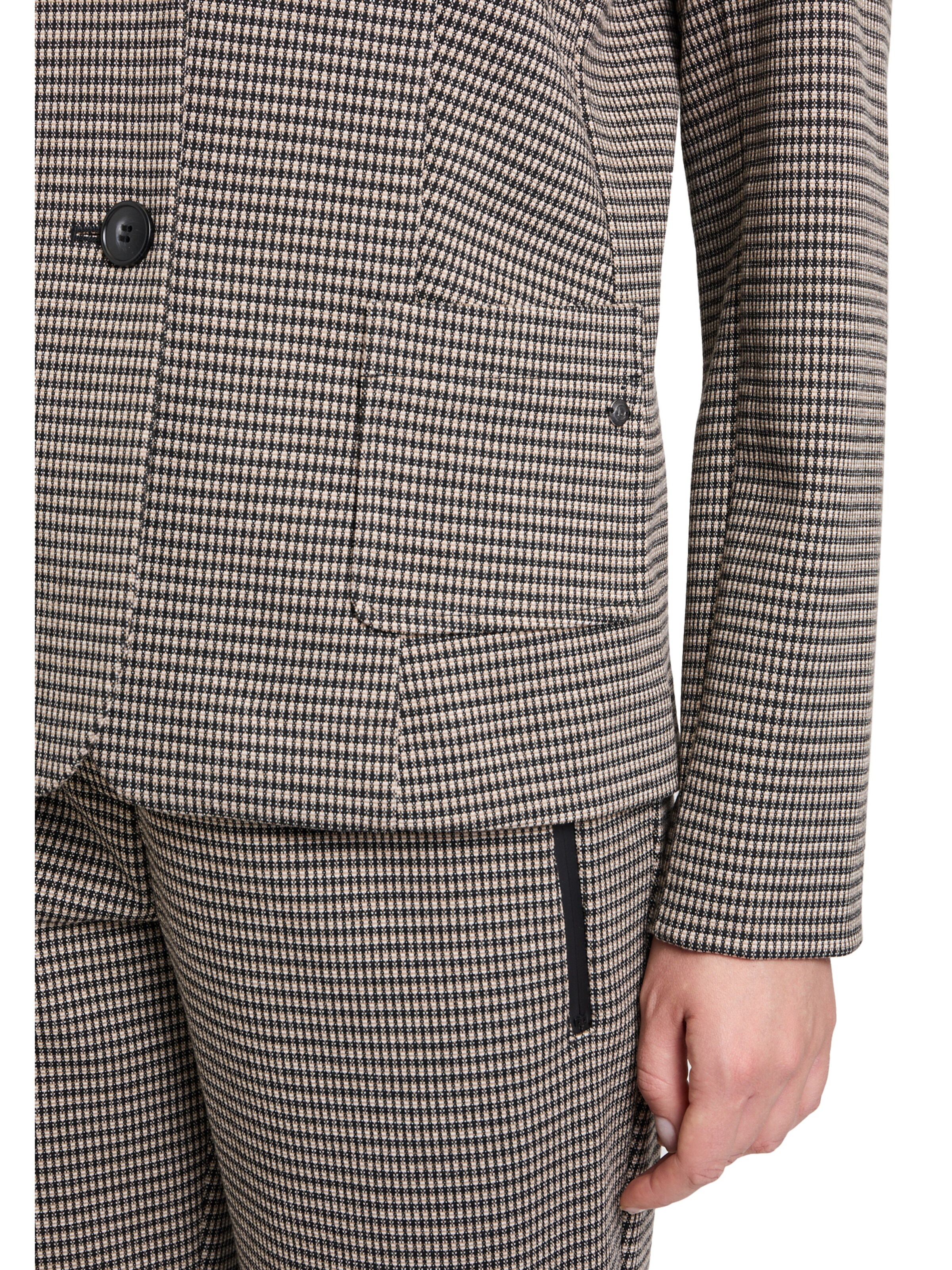 Blazer di Betty & Co in nero