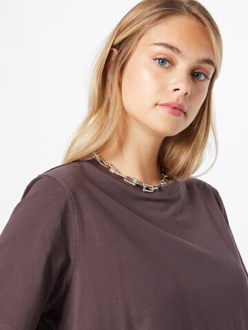 WEEKDAY T-Shirt in Braun