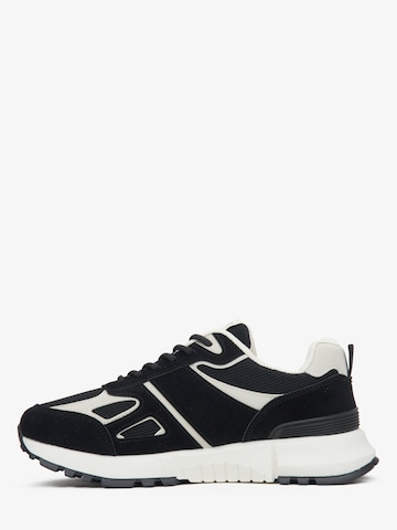 ES8 Sneaker low '90-3-04'‌ in Schwarz