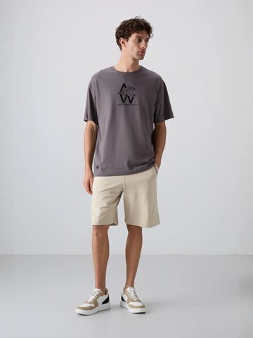 Tommy Life Shirt in Grey