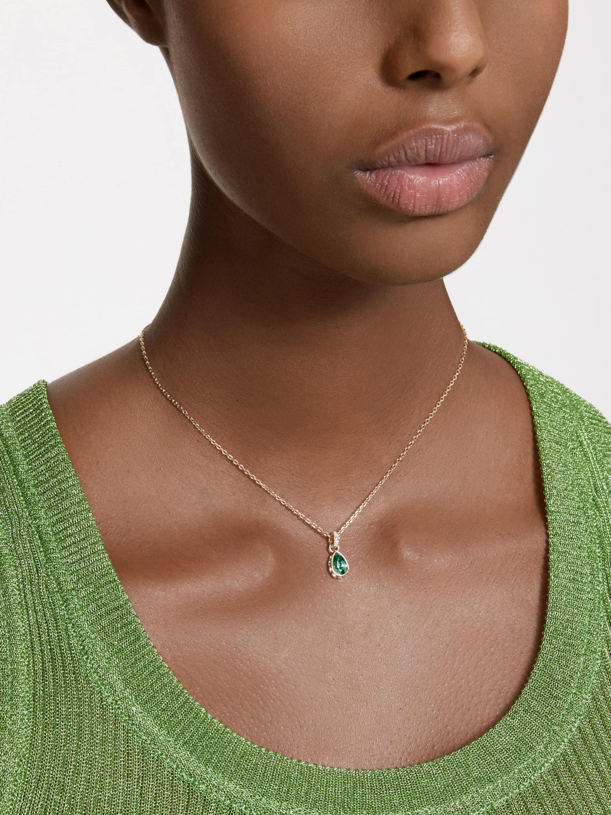 Swarovski simple necklace discount