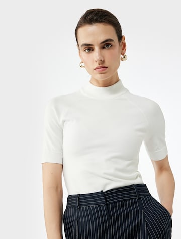 Koton Sweater in White: front