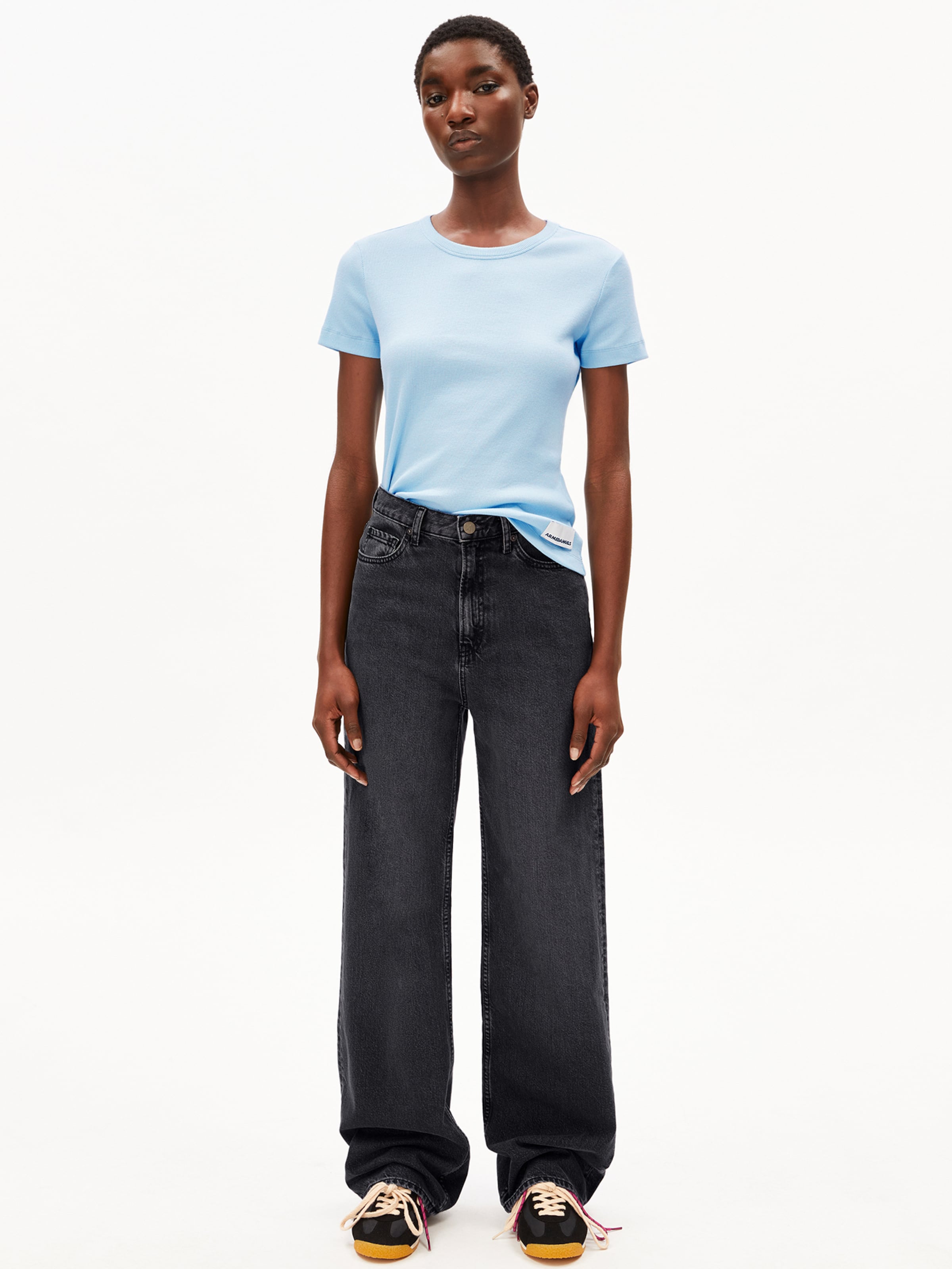 ARMEDANGELS Shirt in Blauw: voorkant