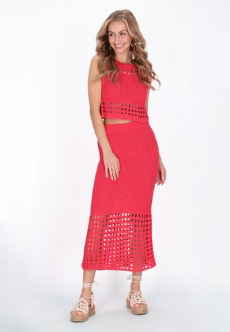IZIA Skirt in Red