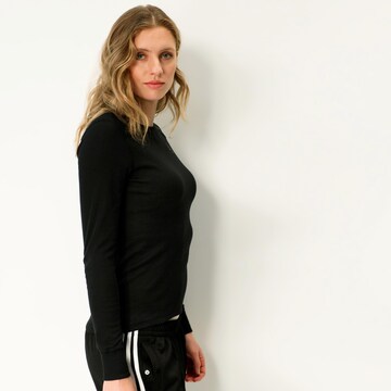 ODLO Performance Shirt in Black