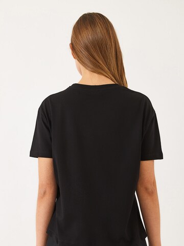 Maglietta di Bianco Lucci in nero