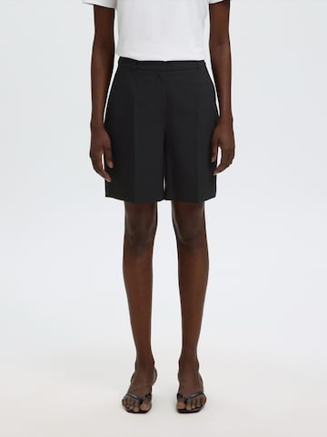 SELECTED - regular Pantalón de pinzas 'SLWRITA' en negro: frente