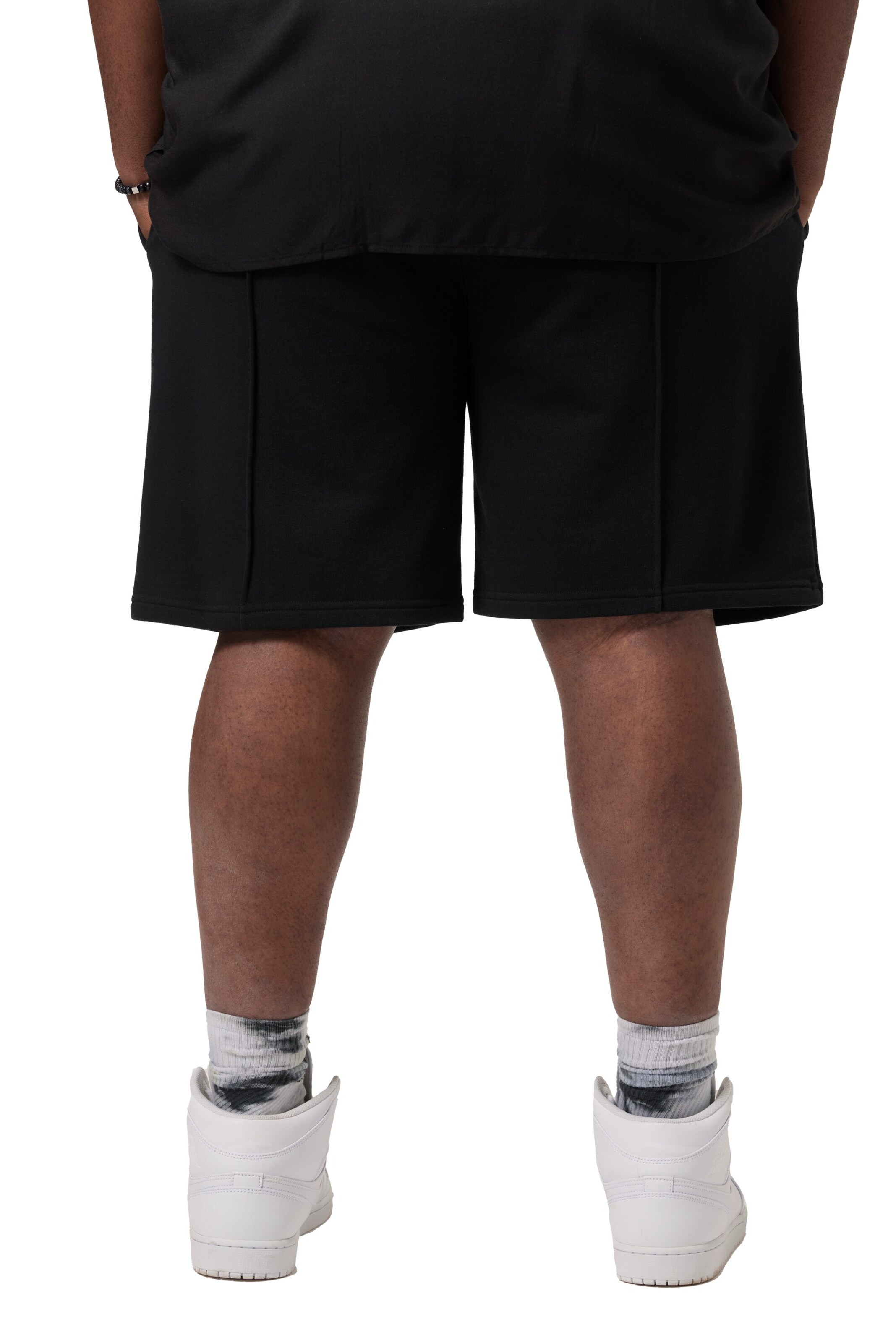 Regular Pantalon STHUGE en noir