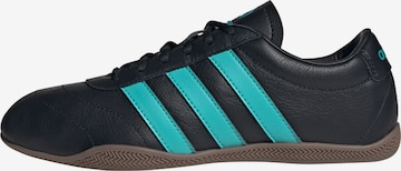 ADIDAS PERFORMANCESportske cipele 'Grand Court Lo Mercedes-Amg Petronas F1 Team' - crna boja: prednji dio