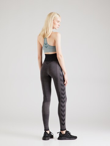 Hummel Skinny Sporthose in Schwarz